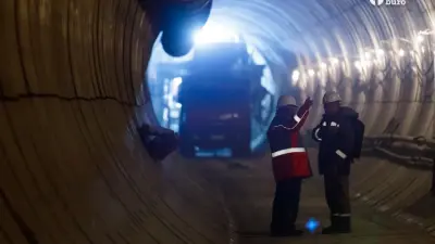 На новой станции метро "Калкаман" в Алматы начали укладку бесшумных рельсов