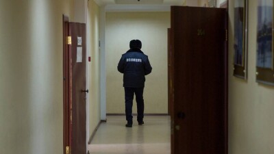 Ребёнок "упал на нож" в Петропавловске: полиция переквалифицировала дело