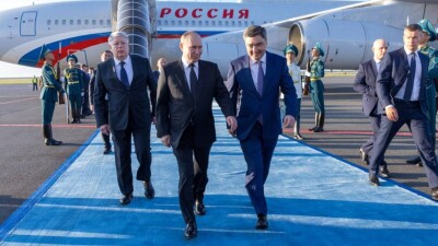 Путин прибыл в Астану для участия в саммите ШОС