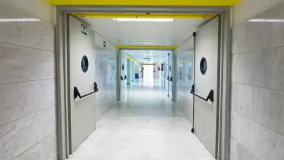 Семеро шестиклассников получили ожоги в школе Павлодара