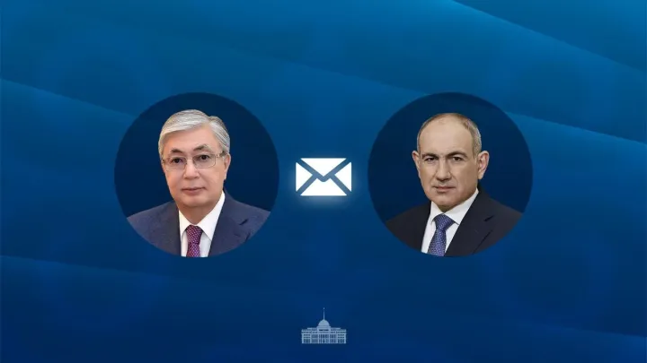 Токаев поздравил Пашиняна с победой его партии на парламентских выборах