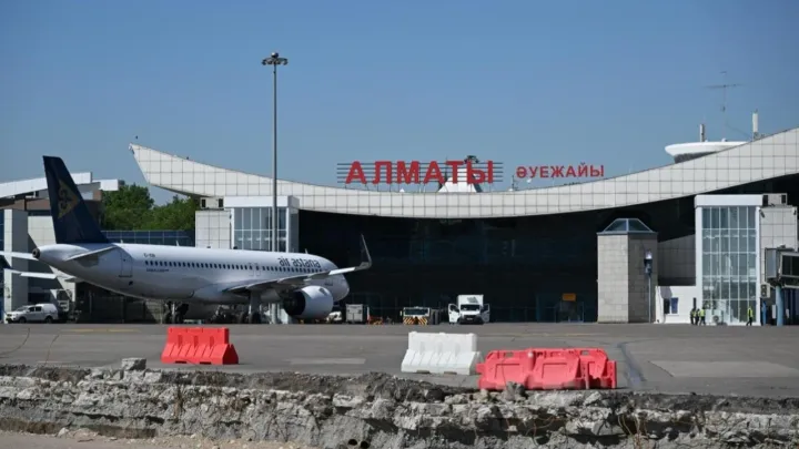 "Темпы работ крайне низкие". Завершить реконструкцию в аэропорту Алматы до 1 июля поручил Налибаев