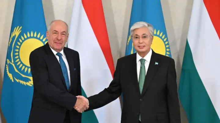 Президенты Казахстана и Венгрии провели переговоры 