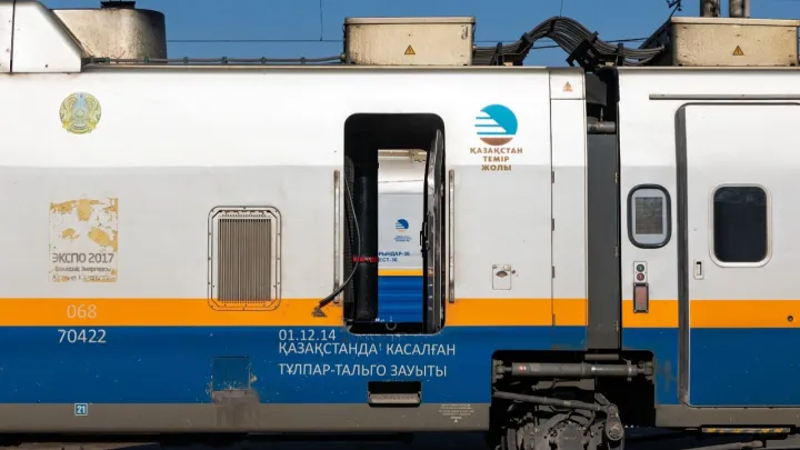 КТЖ на лето запустит дополнительные поезда на Алаколь