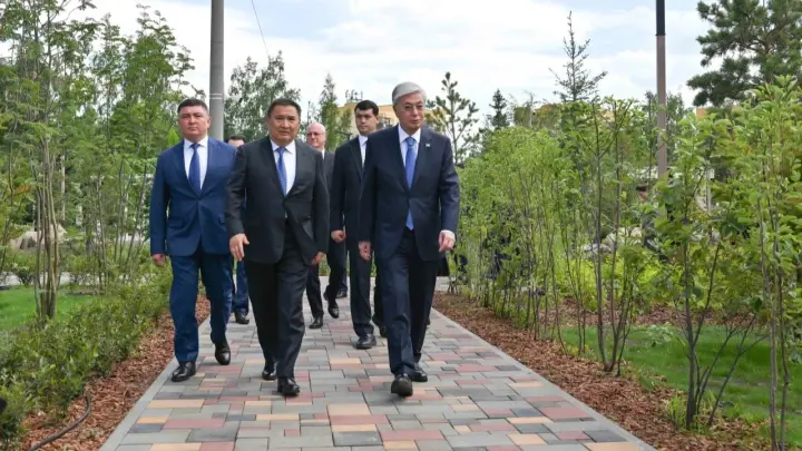 Токаев посетил экопарк в Щучинске