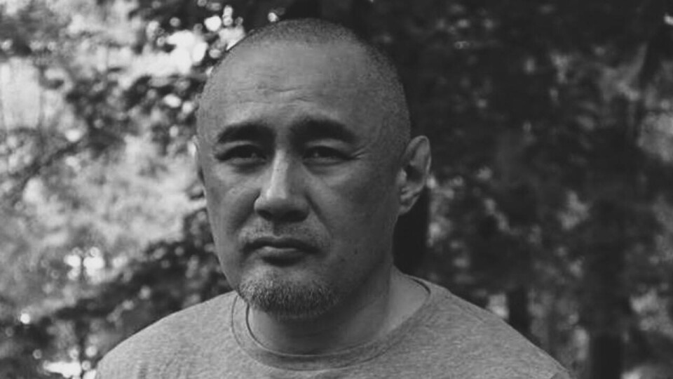 В Киеве умер казахстанский журналист Айдос Садыков