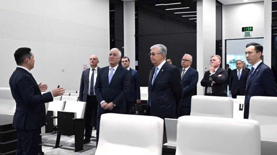Президенты Казахстана и Армении посетили МФЦА