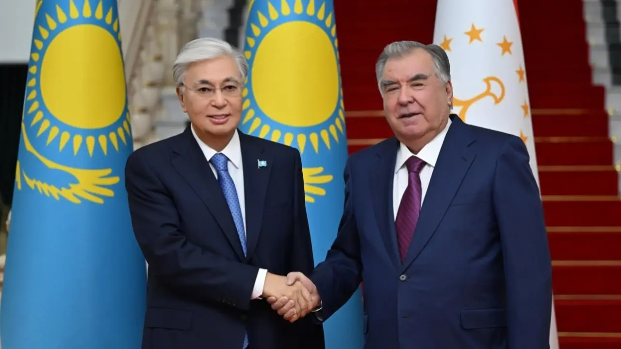 Токаев встретился с Рахмоном