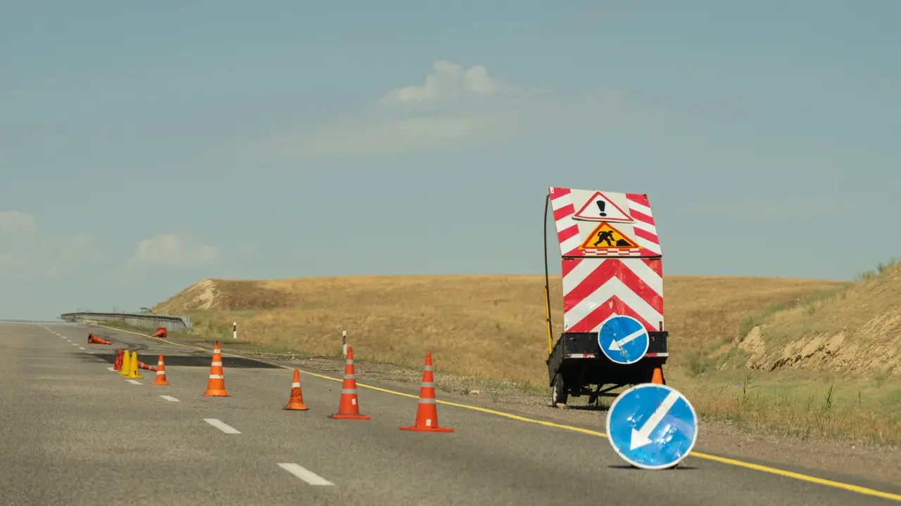 Почему казахстанцам кажется, что одни и те же дороги ремонтируют каждый год? Ответ "КазАвтоЖола"