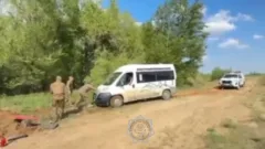 Автомобиль туристки из Швейцарии застрял в песках в Актюбинской области