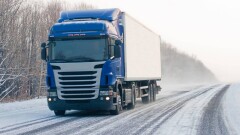 Большегруз из Беларуси застрял на трассе в Абайской области