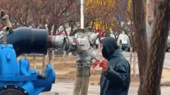 350 кубических метров воды откачали с улиц Актау