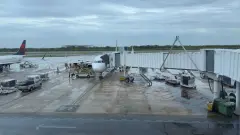 Самолёт American Airlines экстренно сел в Нью-Йорке из-за поломки туалетов