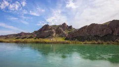Экоакцию провели на берегу реки Или к Международному дню охраны исторических мест