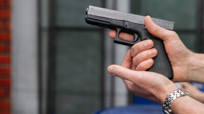 Стрельба в баре по улице Жандосова: полиция Алматы ищет подозреваемых