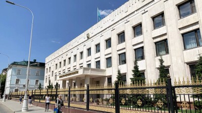 В посольстве Казахстана в России сообщили о приостановлении выдачи ИИН иностранцам