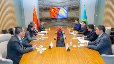 Казахстан и Китай намерены значительно увеличить товарооборот