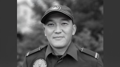 Полицейский, который спас девочку от преследователя в Семее, погиб в ДТП