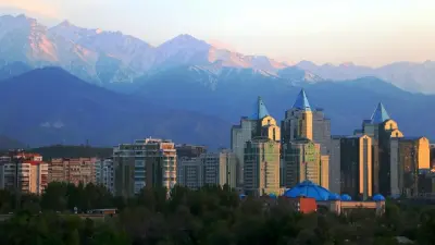 В Алматы откорректировали изменённые схемы движения автобусов по Толе би