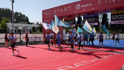 Казахстанские миротворцы приняли участие в Almaty Marathon 2024