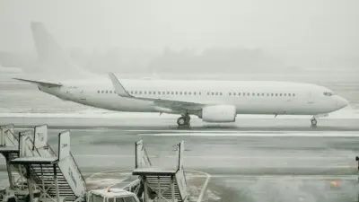 Рейсы из аэропорта Алматы задерживаются из-за погоды