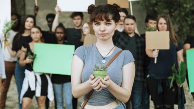Шестизначные суммы: экоактивисты в Германии собирают пожертвования, чтобы оплатить штрафы