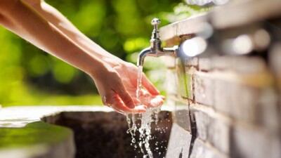 Жители Шымкента против возврата водоканала в госсобственность: акимат города сделал заявление