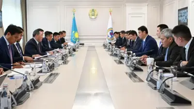 Акимы Алматы и региона обсудили развитие агломерации