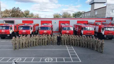 Костанайские спасатели получили новую пожарную технику и обмундирование