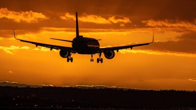 Евросоюз рекомендует авиакомпаниям не летать над Ливаном и Израилем до 31 октября