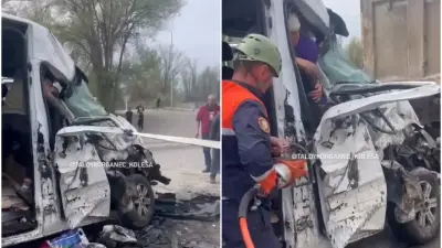 11 человек  пострадали в ДТП на трассе в Алматинской области 