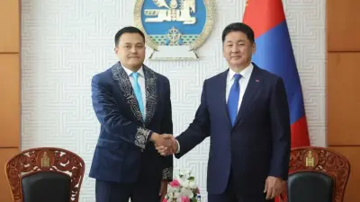 Посол Казахстана вручил верительные грамоты президенту Монголии