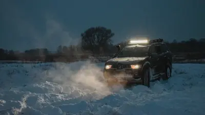 В нескольких регионах Казахстана ограничили движение на республиканских трассах