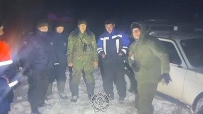 Закончился бензин: троих человек вызволили из степи спасатели в Улытауской области
