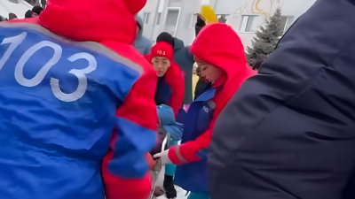 Шестеро детей пострадали во время катаний на горке в центре Костаная