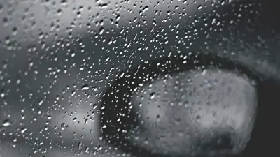 Штормовое предупреждение объявили почти по всему Казахстану на 5 апреля