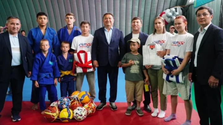 Спорткомплекс на средства спонсора открыли в Акмолинской области