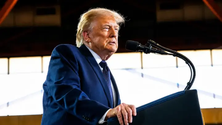 Трамп намерен продавать ранний доступ к своим постам за 100 тысяч долларов