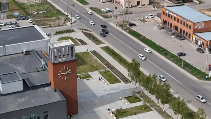 Почти 35 километров дорог в Косшы останутся грунтовыми