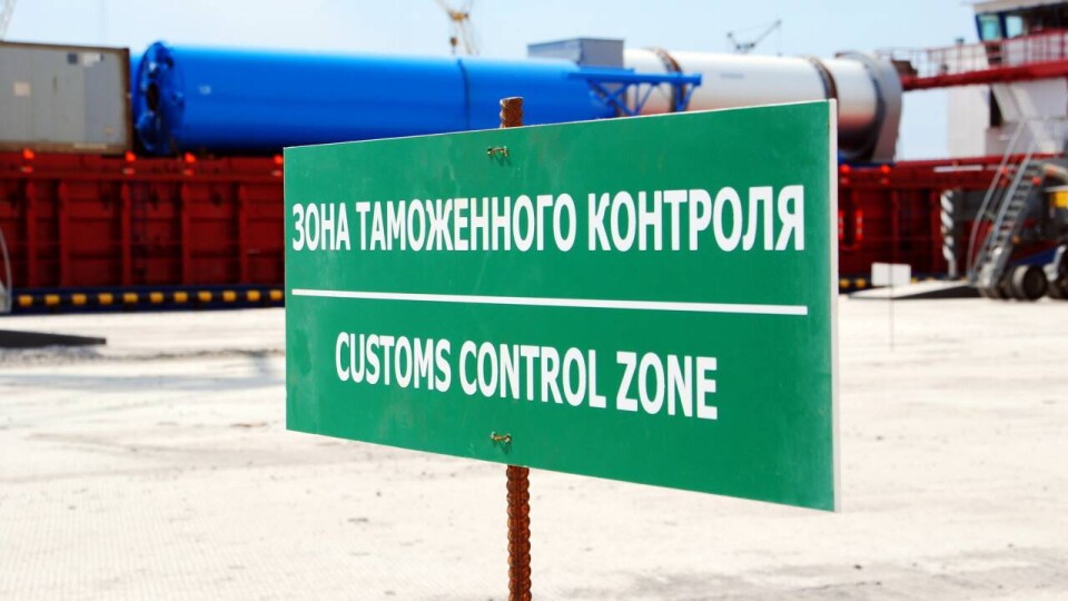 Валюту на 1,4 млрд тенге пытались незаконно провезти через границу Казахстана в мае