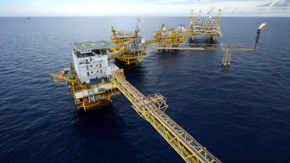Президент США намерен запретить добычу нефти и газа на океаническом побережье