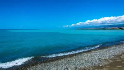 Алаколь vs Иссык-Куль. Сравниваем, чем отличается отдых на двух горных озёрах