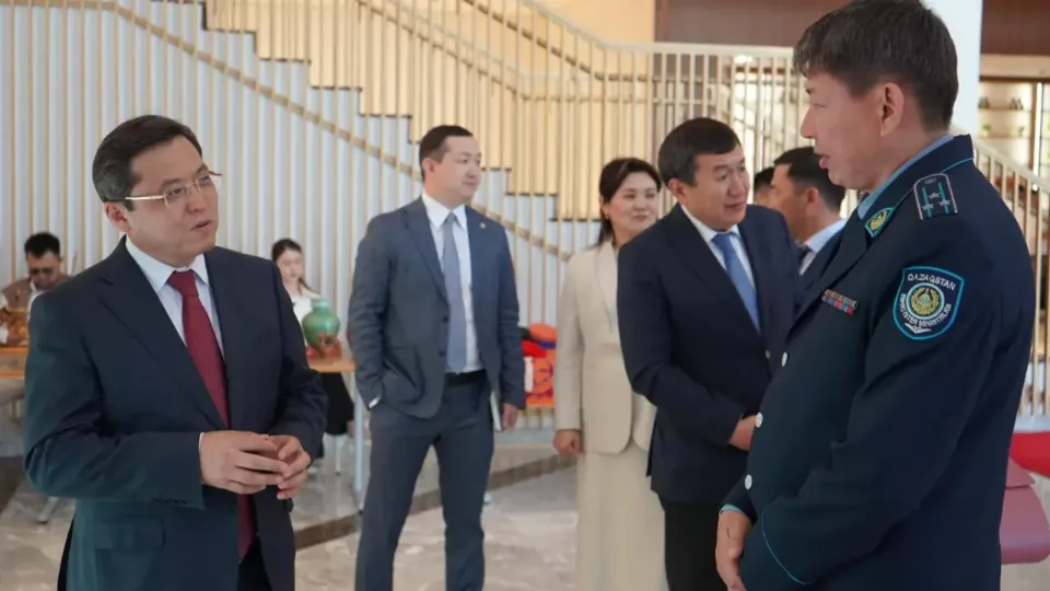 В Туркестане впервые прошла областная конференция для школьных психологов
