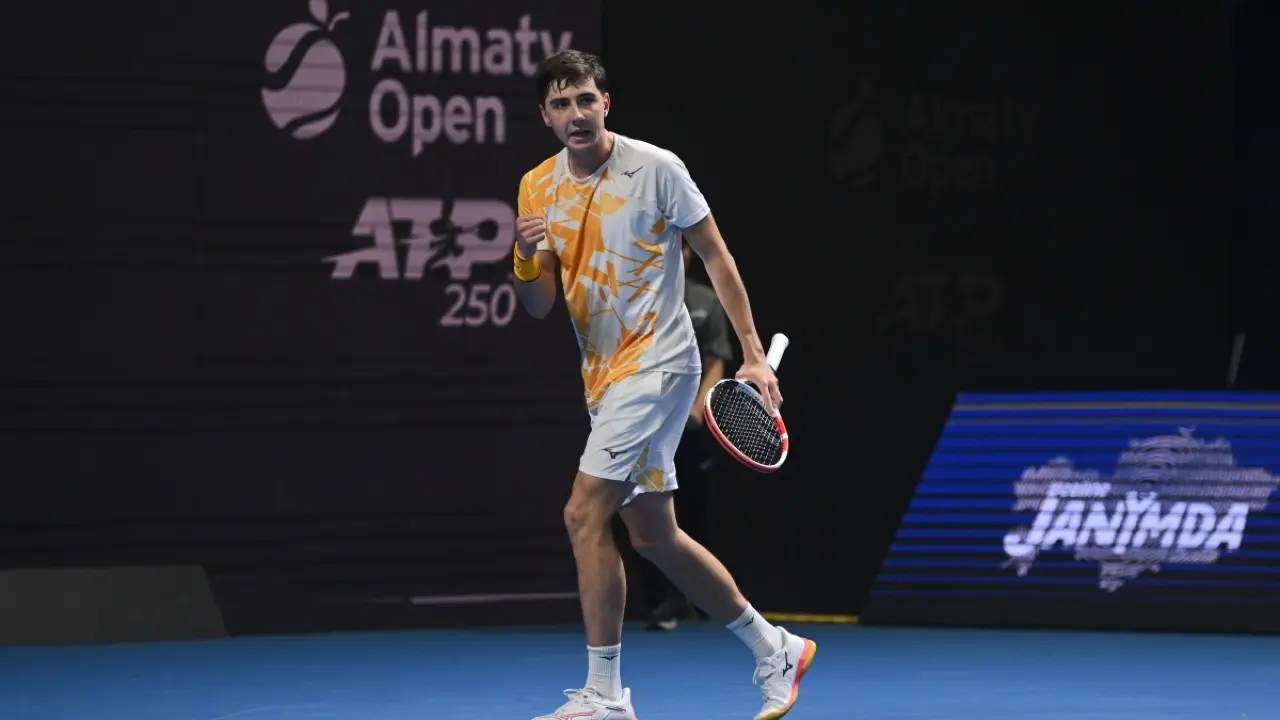 Драматичный матч выдал Александр Шевченко на турнире ATP 250 Almaty Open