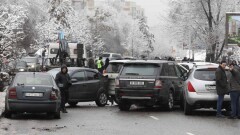 25 ДТП произошло в Алматы из-за гололёда