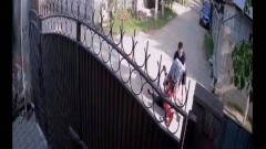 Полиция Алматы задержала мужчину, который жестоко избил свою мать