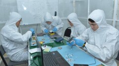 Казахстанские учёные создали конструкторы искусственных спутников Земли и имплантаты из титана