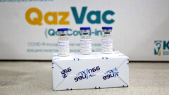 В Жамбылской области отгрузили первую партию QazVac. Прививать казахстанской вакциной начнут с 26 апреля