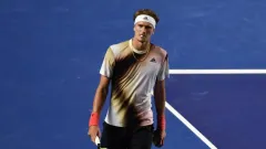 Теннисиста Александра Зверева сняли с турнира ATP из-за нападения на судейскую вышку