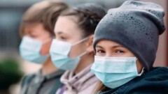 Во Франции отменяют вакцинный паспорт для посещения общественных мест
